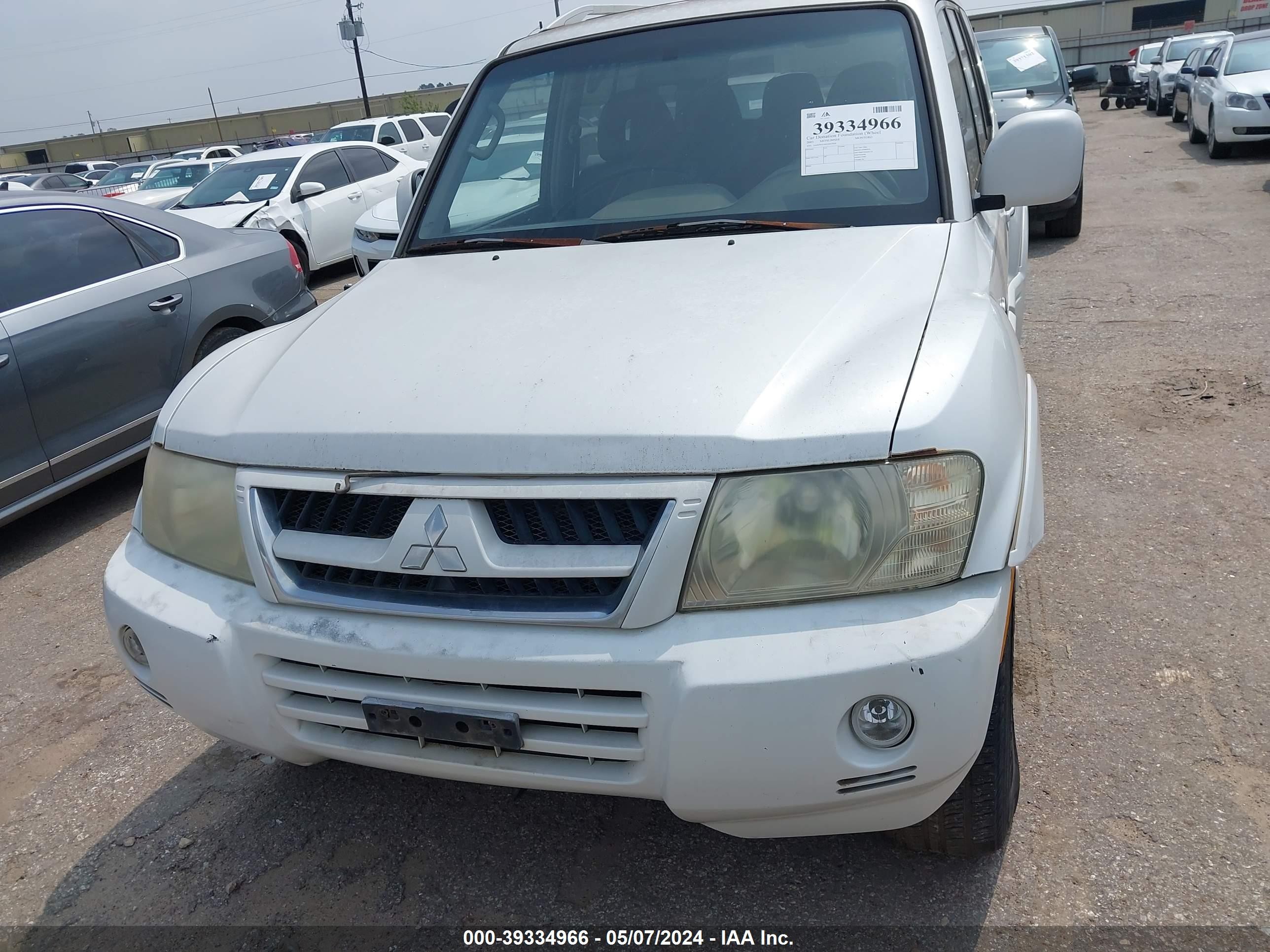 Photo 5 VIN: JA4NW61S03J047044 - MITSUBISHI MONTERO 