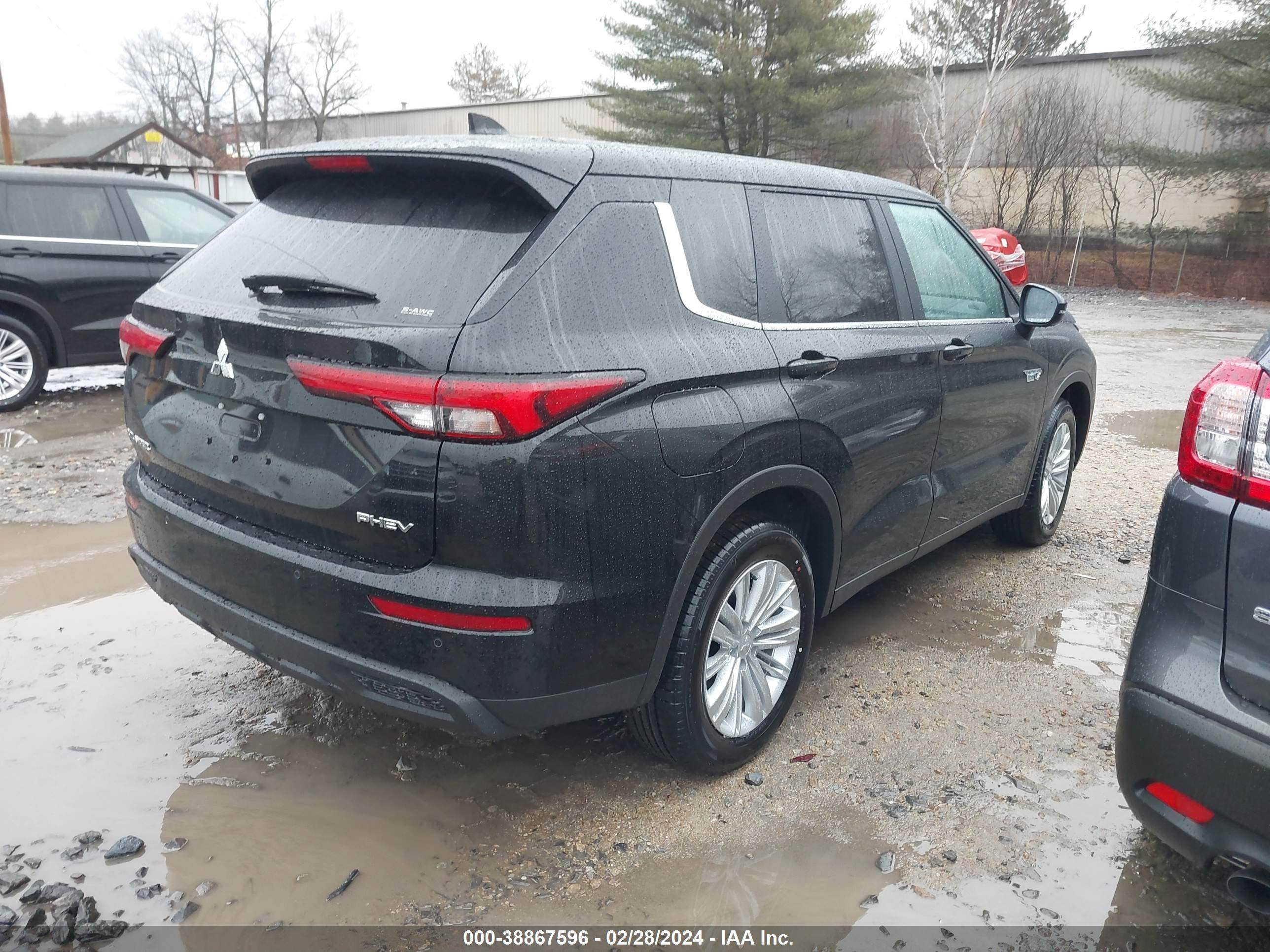 Photo 3 VIN: JA4T5UA90RZ040620 - MITSUBISHI OUTLANDER 