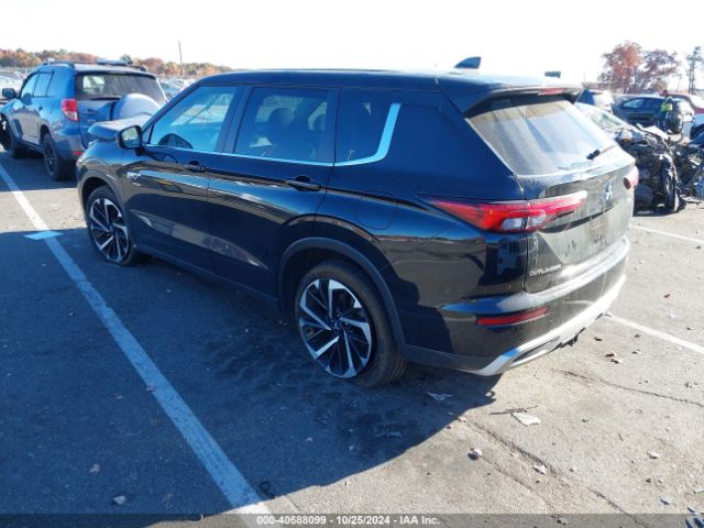 Photo 2 VIN: JA4T5UA91PZ028389 - MITSUBISHI OUTLANDER 