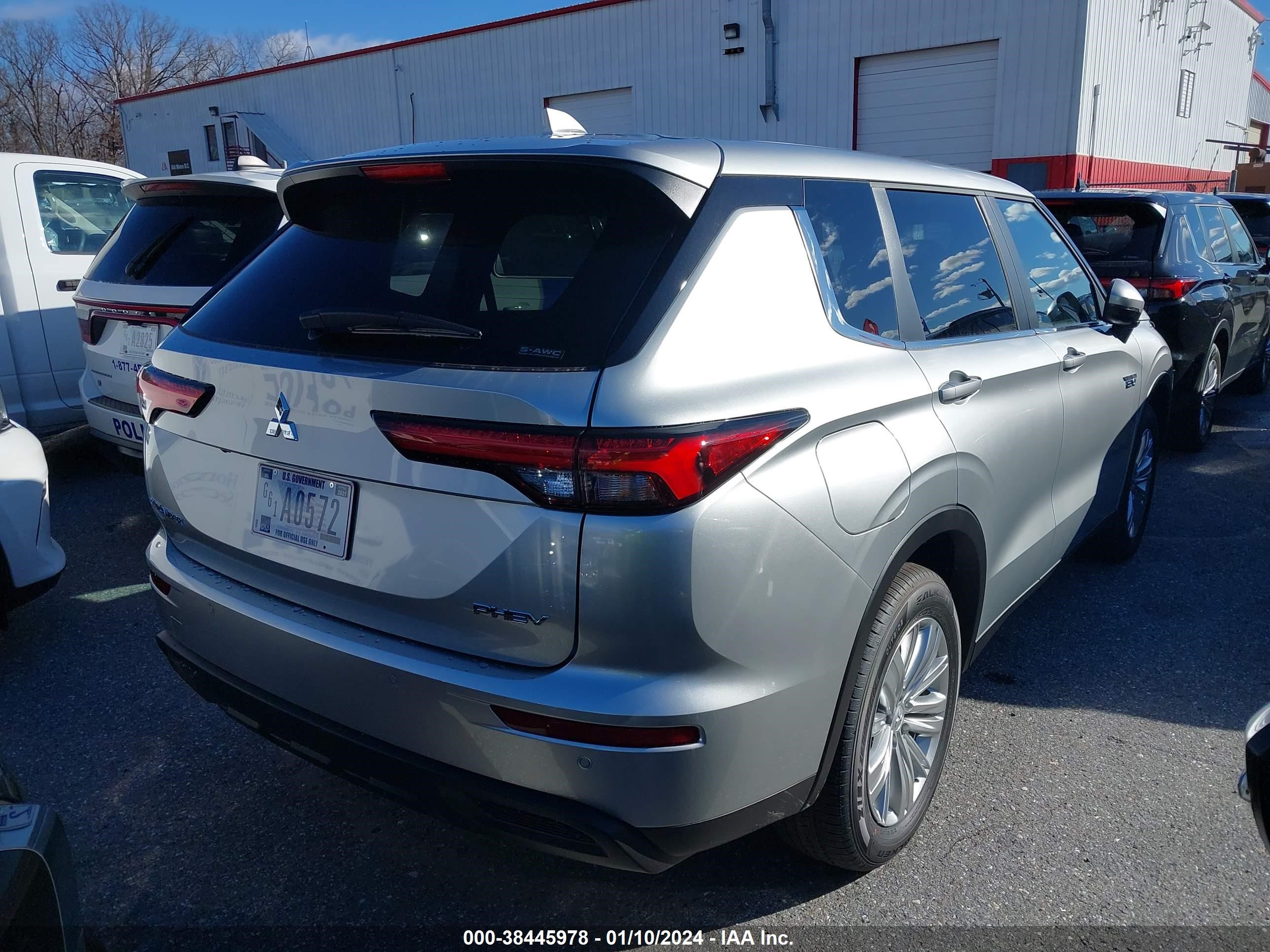 Photo 3 VIN: JA4T5UA91RZ029092 - MITSUBISHI OUTLANDER 