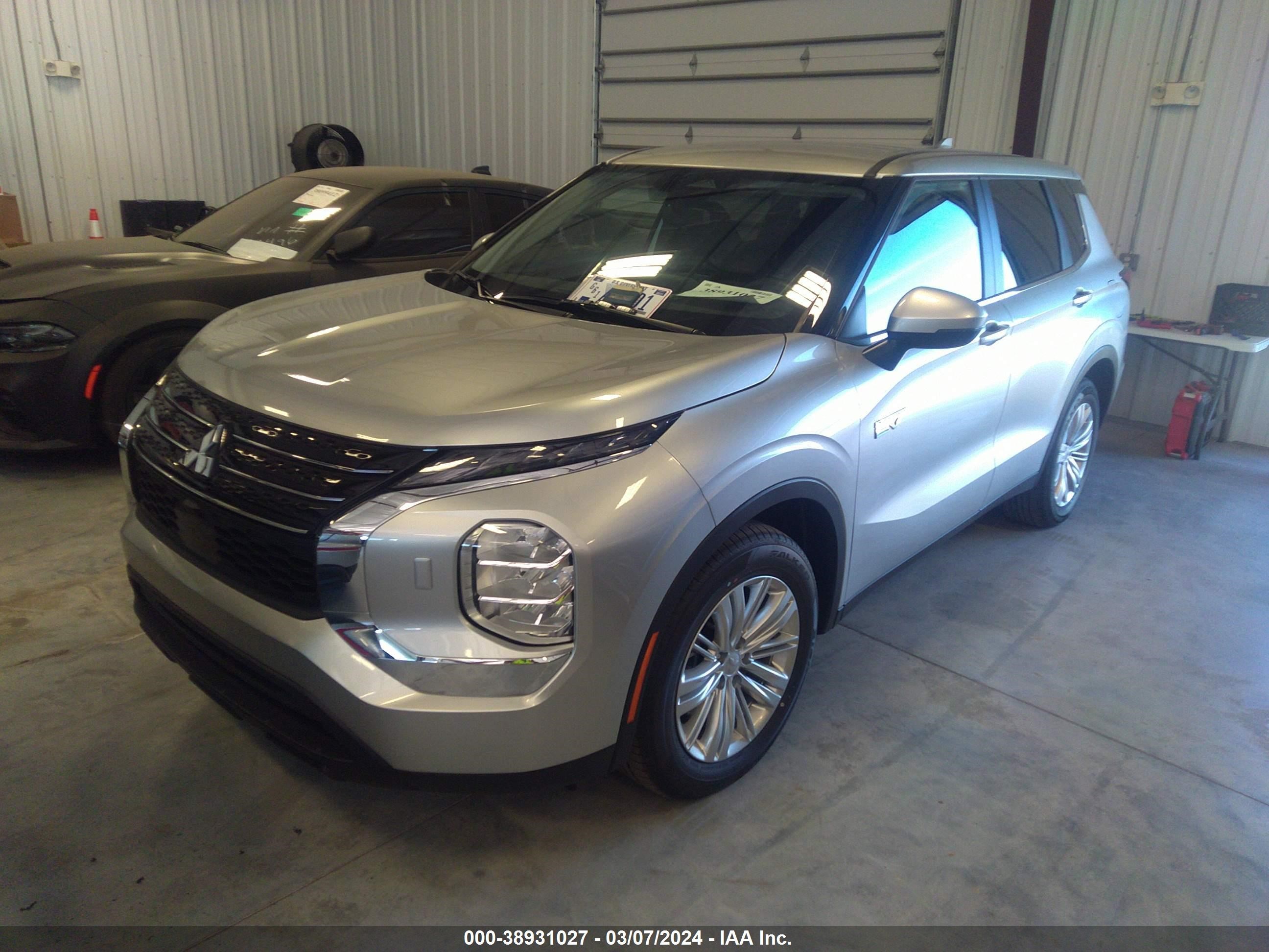 Photo 1 VIN: JA4T5UA9XRZ033190 - MITSUBISHI OUTLANDER 