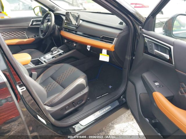 Photo 4 VIN: JA4T5VA93PZ034345 - MITSUBISHI OUTLANDER PHEV 