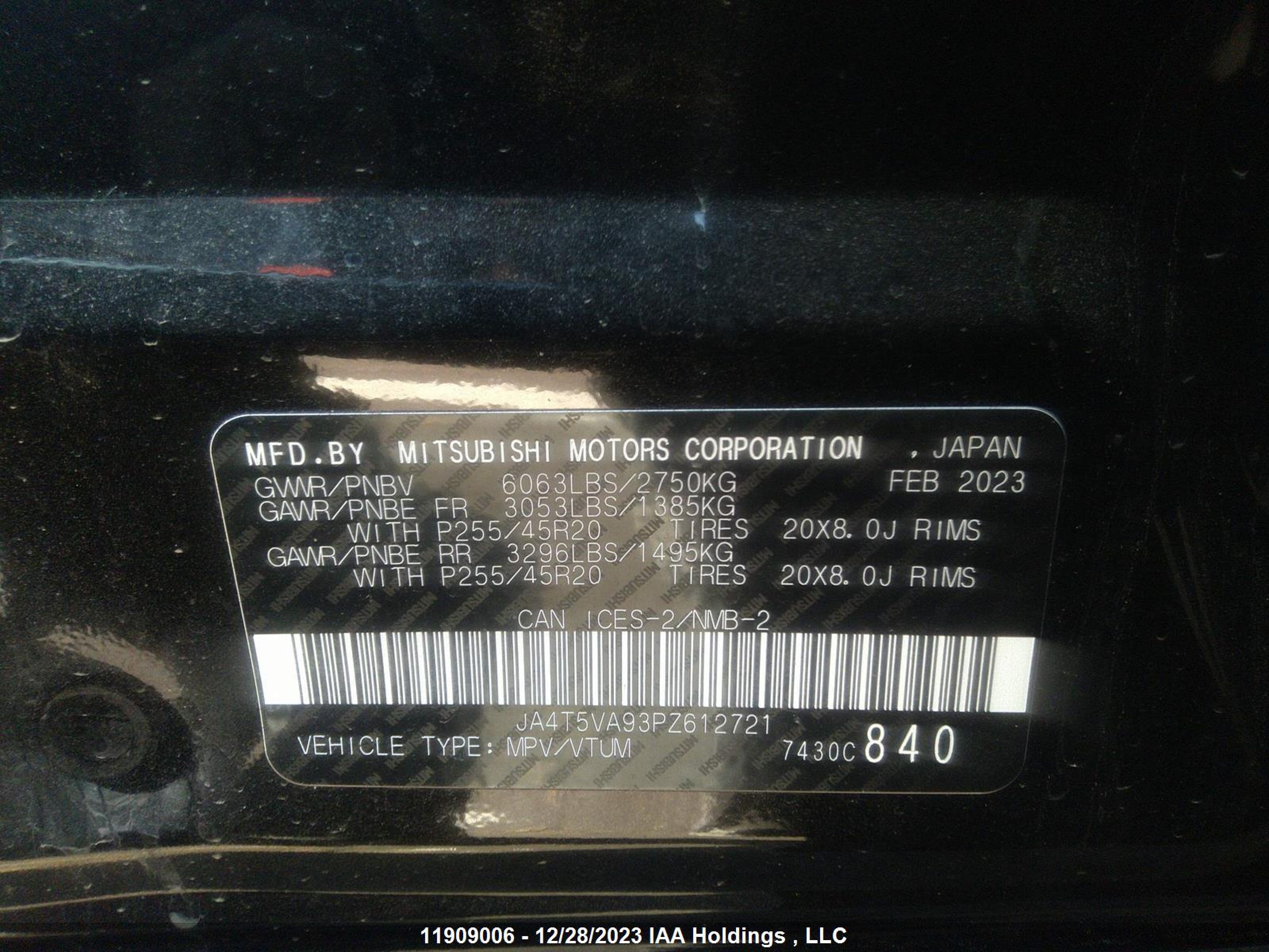 Photo 8 VIN: JA4T5VA93PZ612721 - MITSUBISHI OUTLANDER 