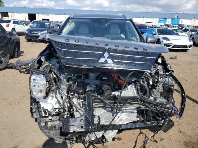 Photo 4 VIN: JA4T5VA99PZ050050 - MITSUBISHI OUTLANDER 