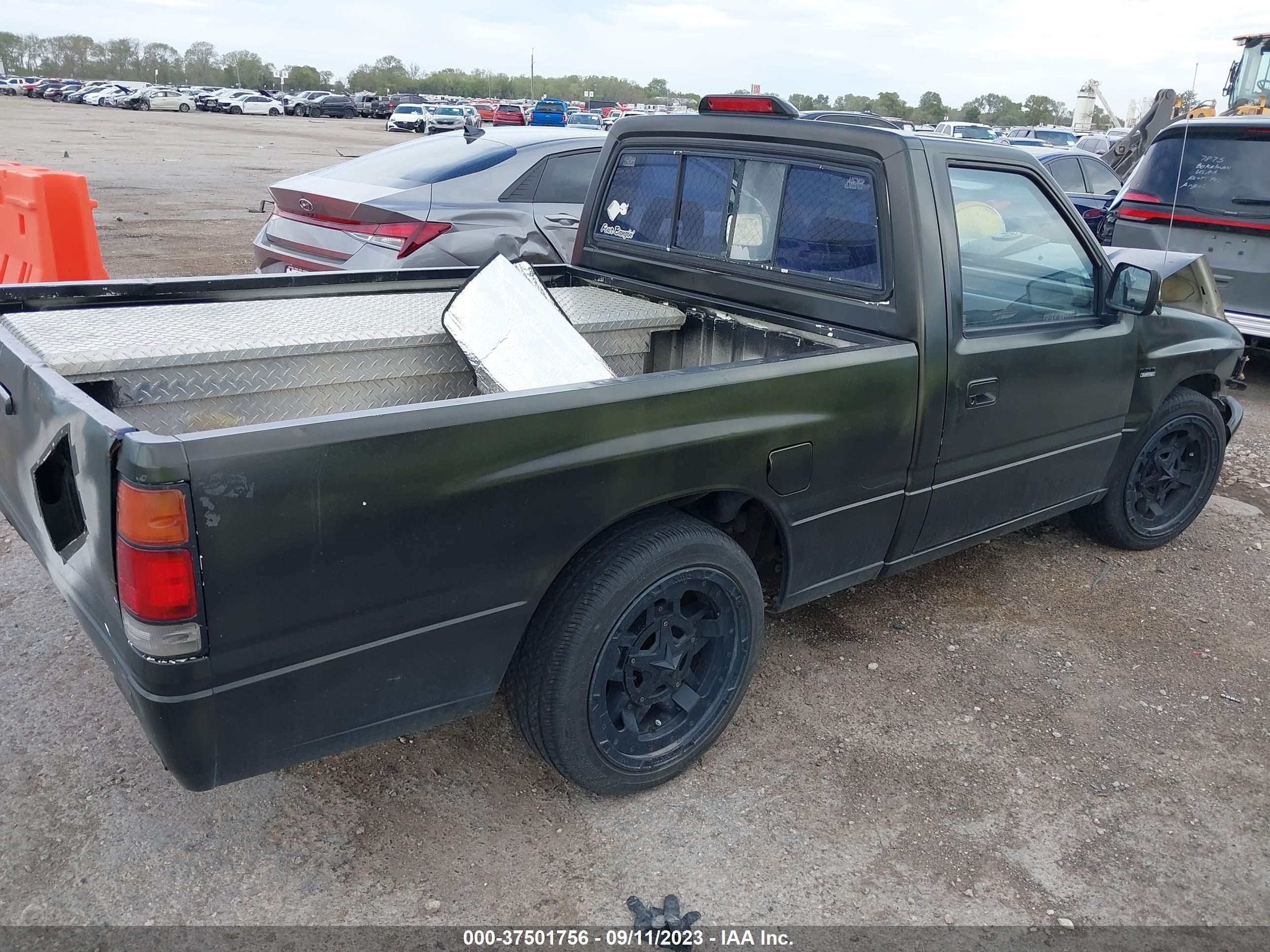 Photo 3 VIN: JAACL11L6S7204418 - ISUZU NULL 