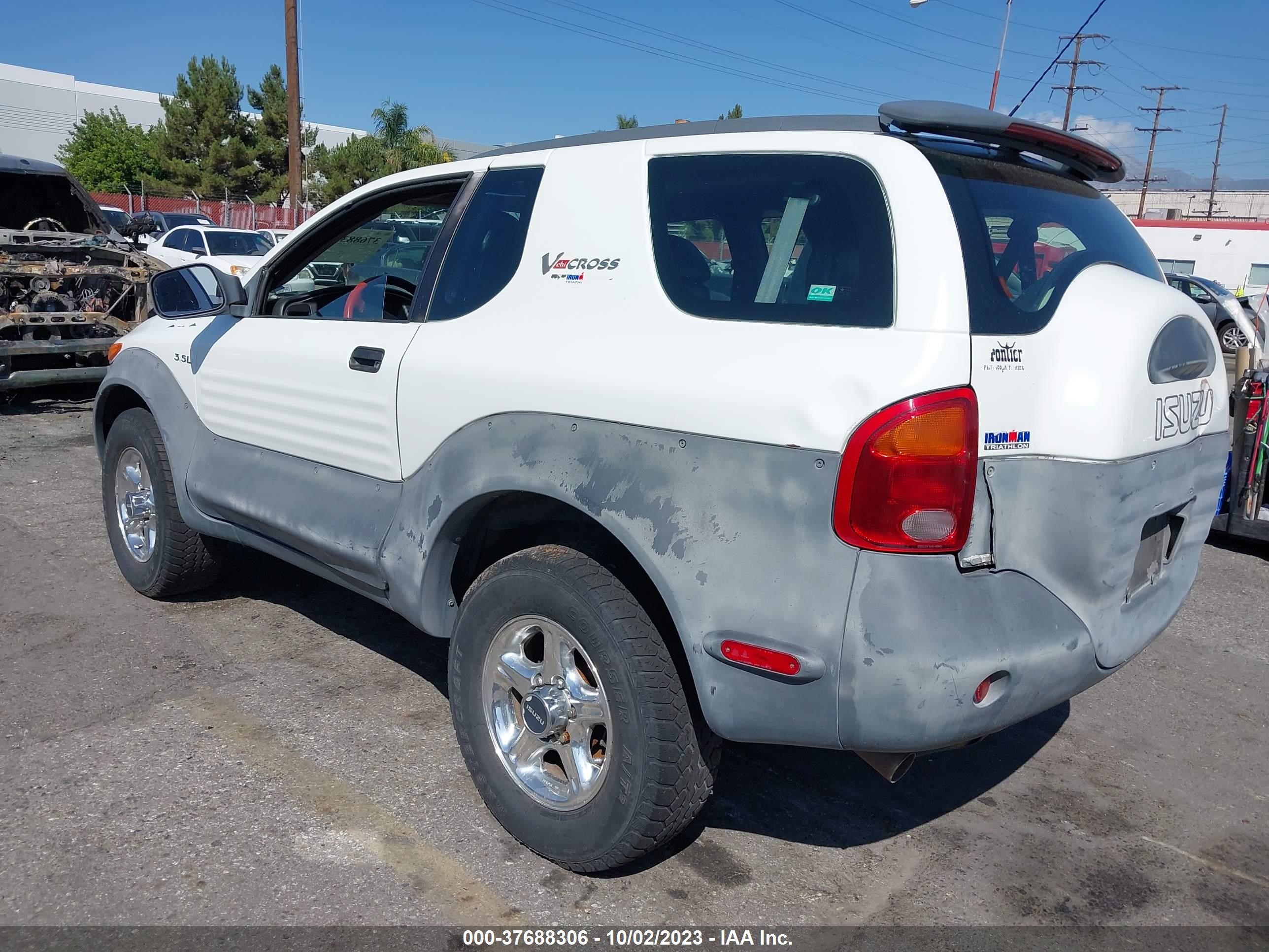 Photo 2 VIN: JACCN57X2X7990504 - ISUZU VEHICROSS 