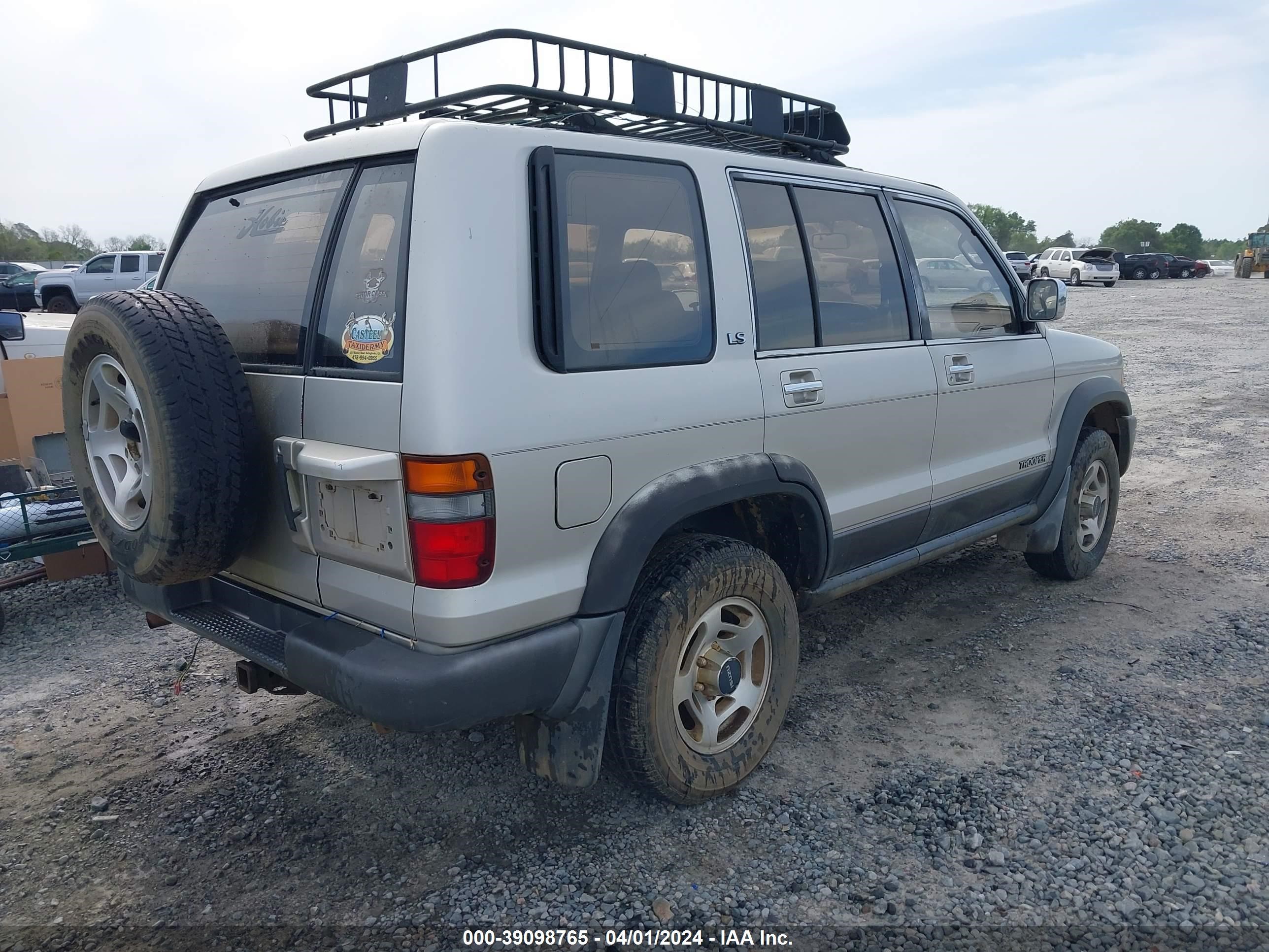 Photo 3 VIN: JACDJ58V7V7901455 - ISUZU TROOPER 