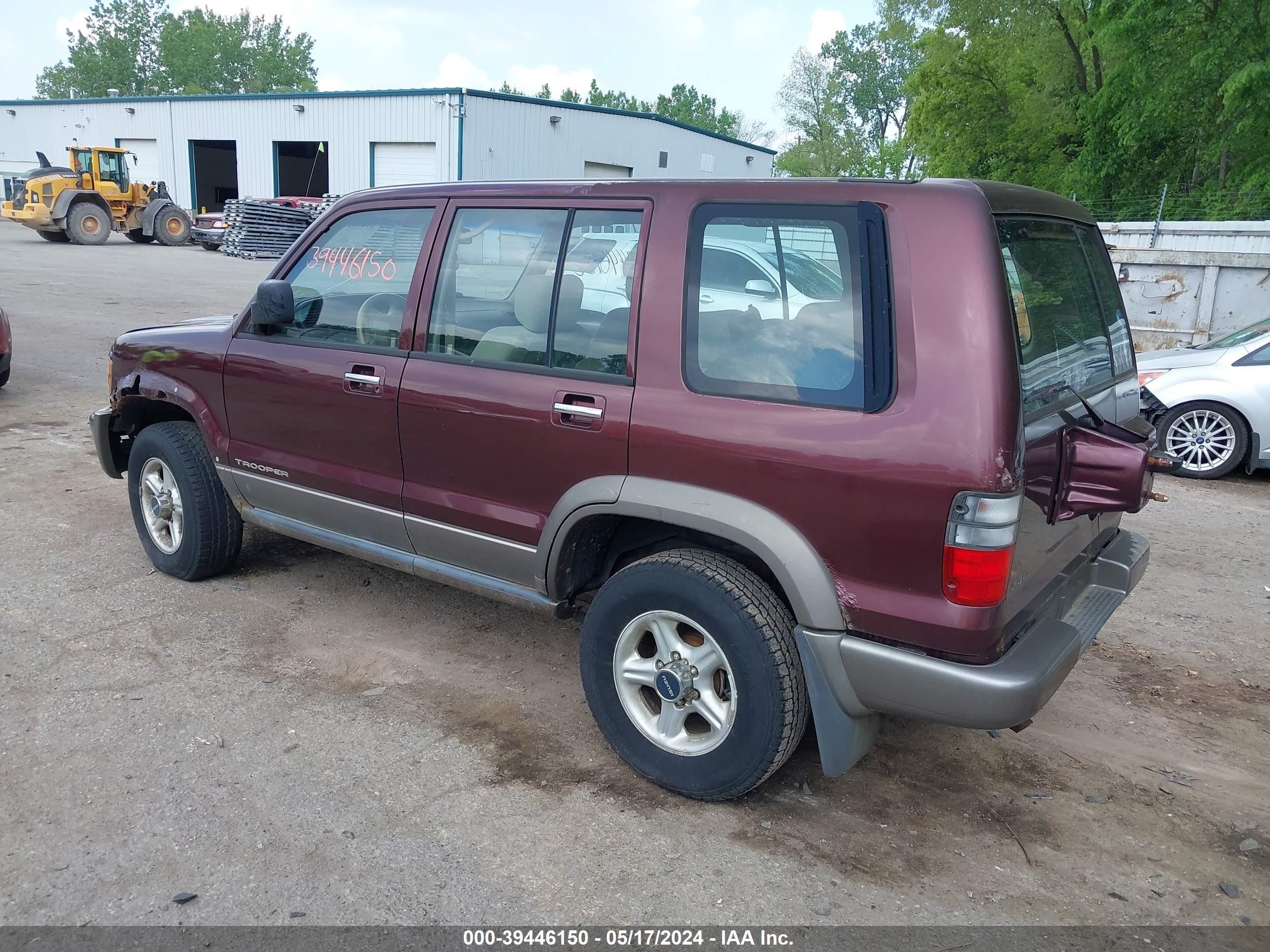 Photo 2 VIN: JACDJ58X0Y7J08567 - ISUZU TROOPER 