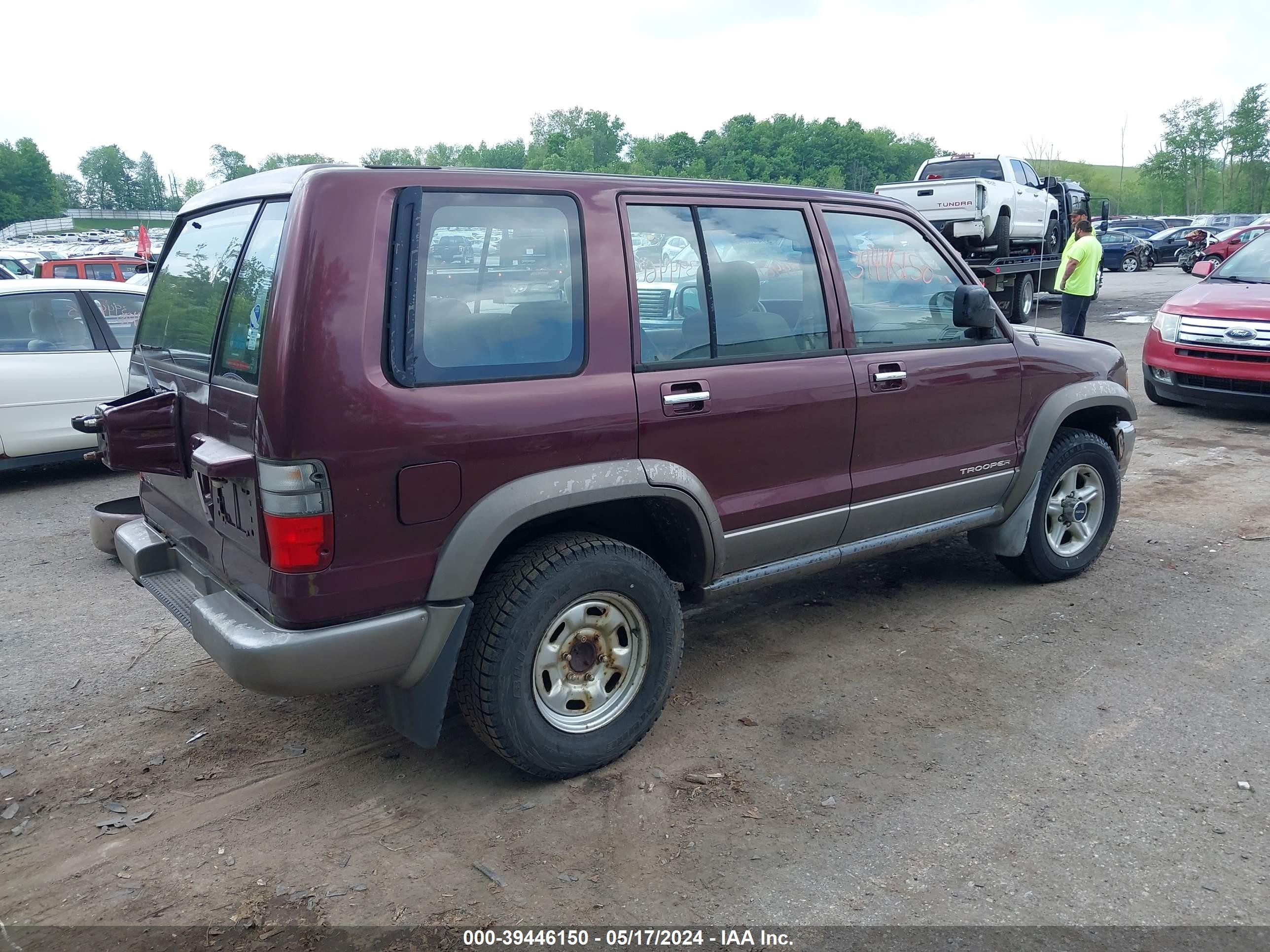 Photo 3 VIN: JACDJ58X0Y7J08567 - ISUZU TROOPER 