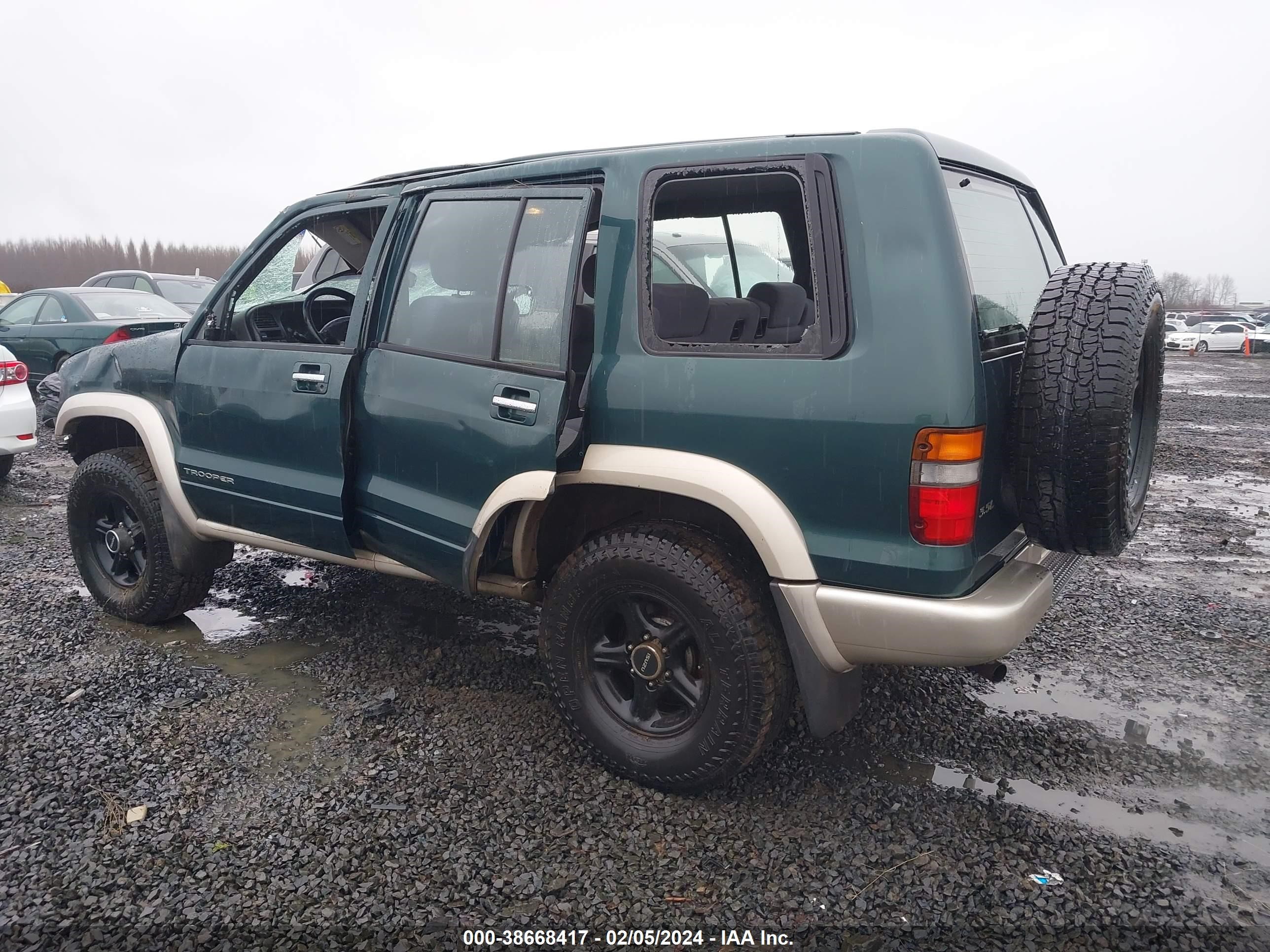 Photo 2 VIN: JACDJ58X4W7915641 - ISUZU TROOPER 