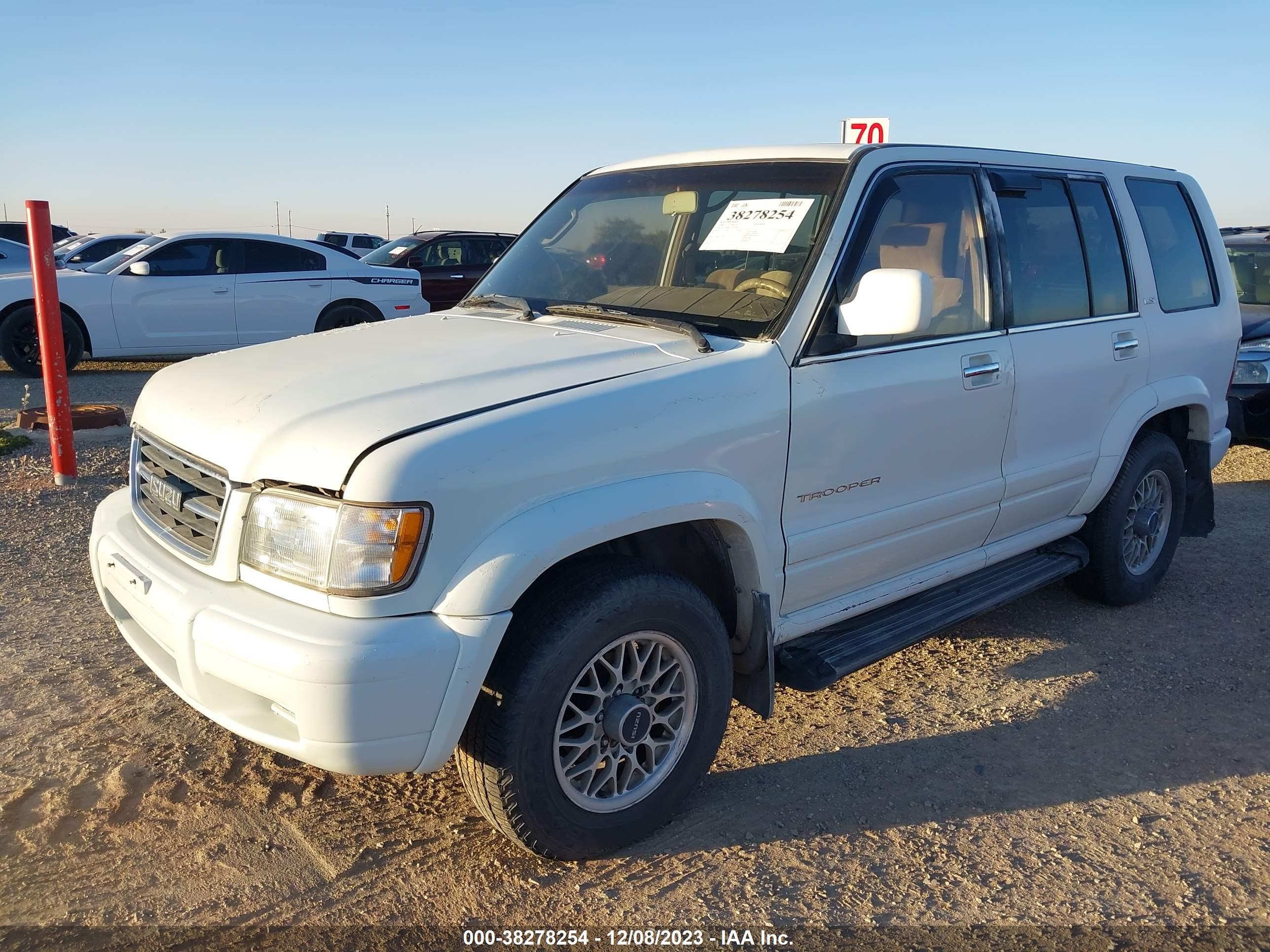 Photo 1 VIN: JACDJ58X4Y7J03582 - ISUZU TROOPER 