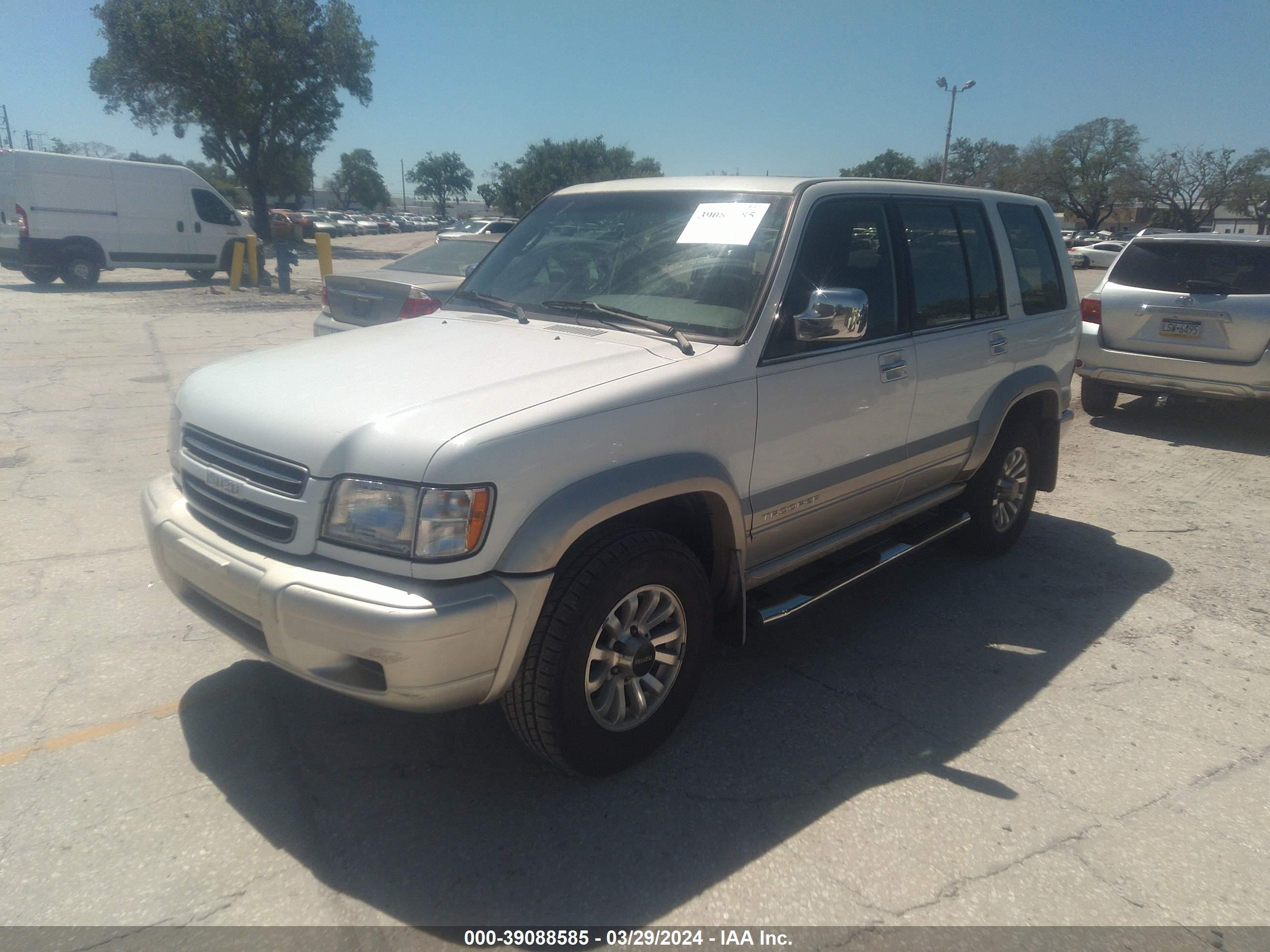 Photo 1 VIN: JACDJ58X627J04899 - ISUZU TROOPER 