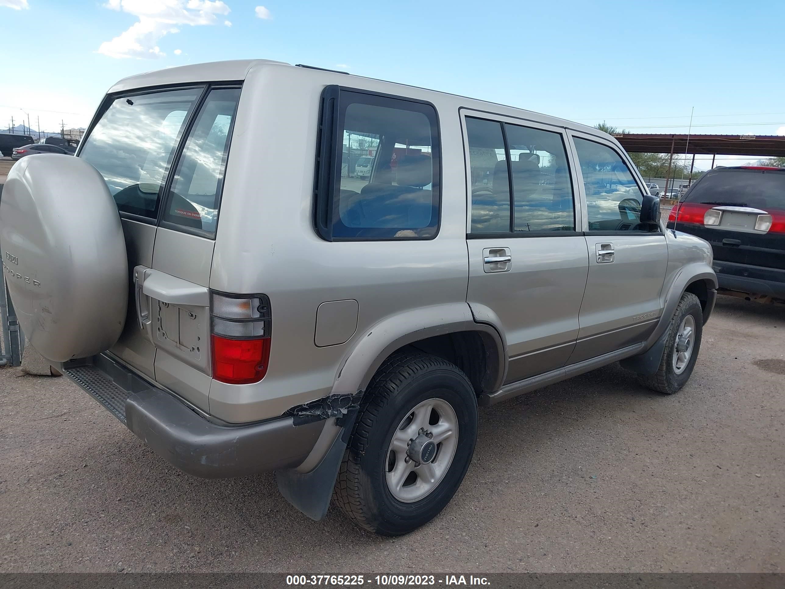 Photo 3 VIN: JACDJ58X917J14650 - ISUZU TROOPER 