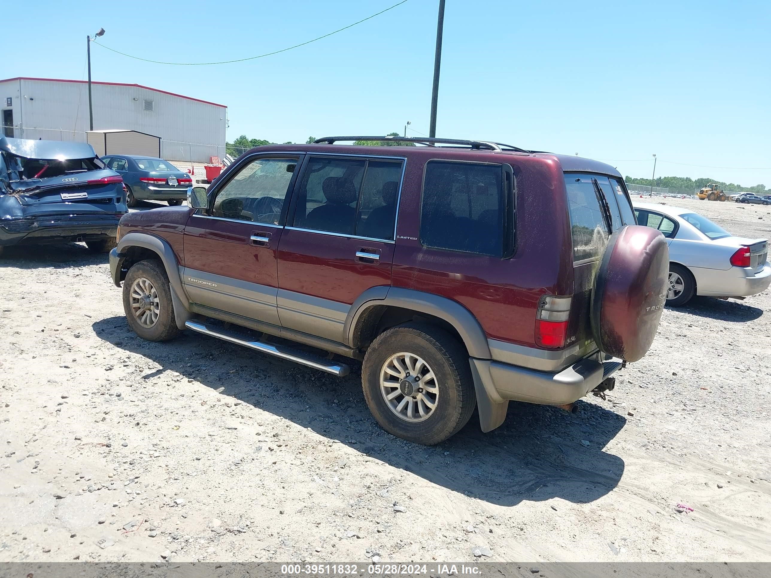 Photo 2 VIN: JACDS58X117J07544 - ISUZU TROOPER 