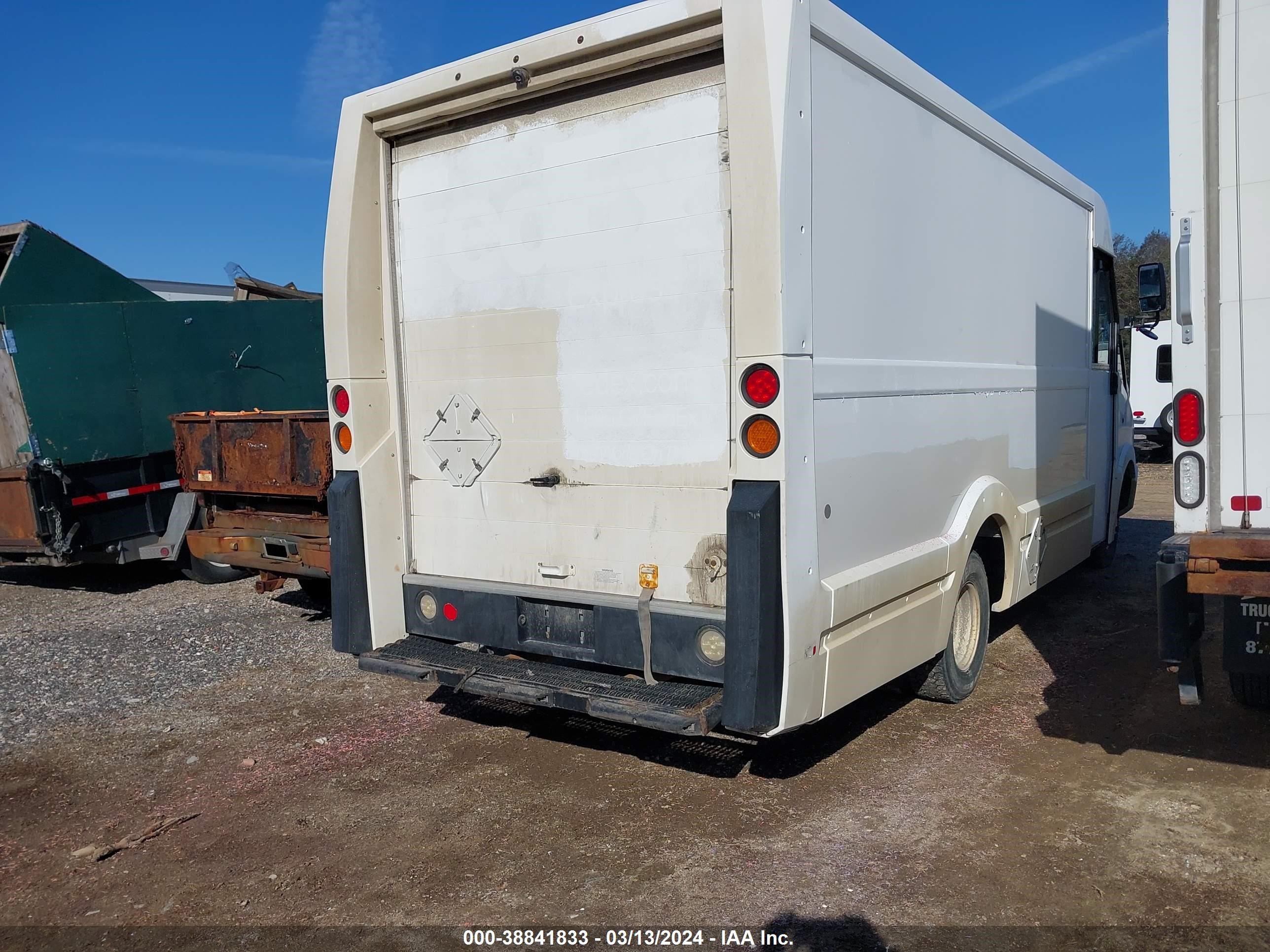 Photo 3 VIN: JALB4T173D7W01036 - ISUZU NULL 