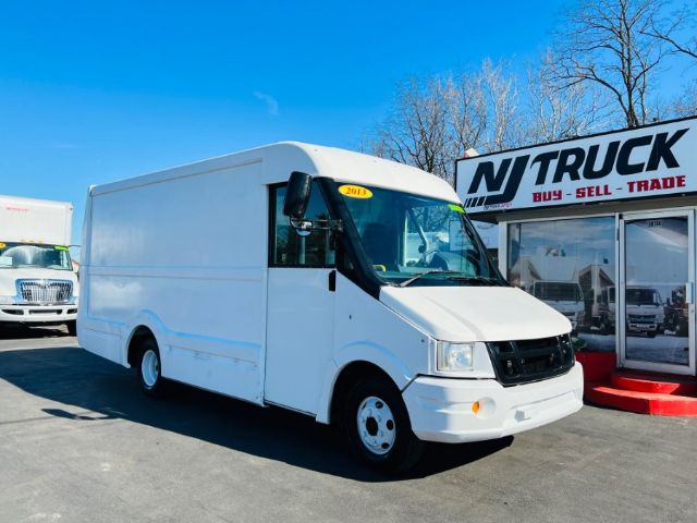 Photo 2 VIN: JALB4T177D7W00715 - ISUZU COMMERCIAL VAN 