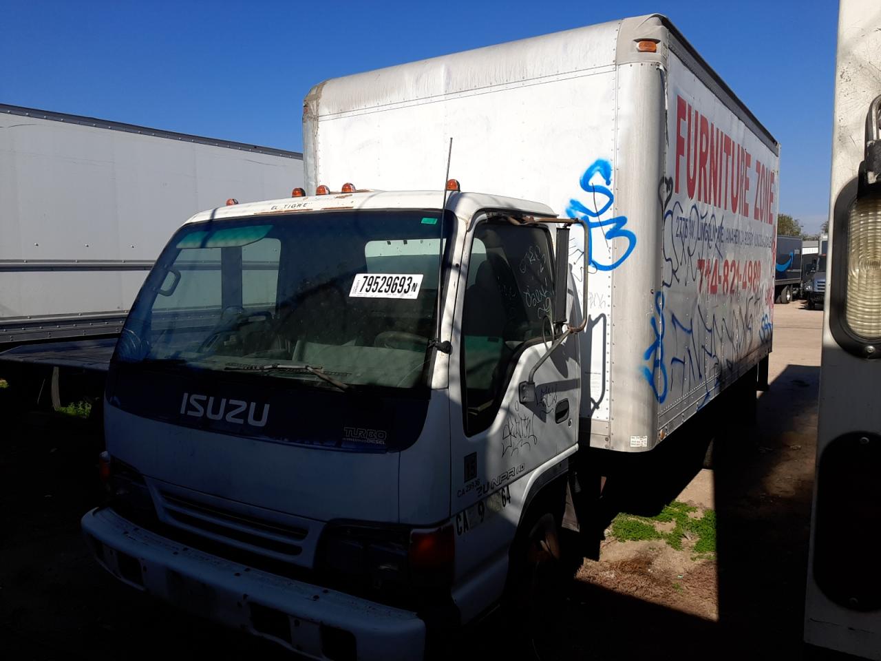 Photo 0 VIN: JALC4B144Y7008327 - ISUZU NPR 