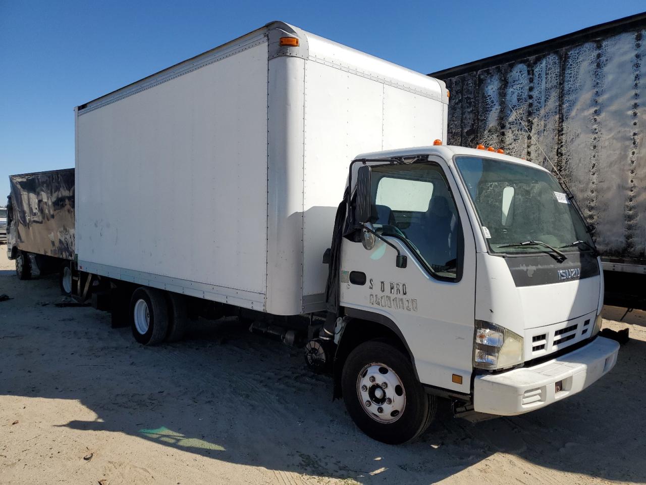 Photo 0 VIN: JALC4B16777011755 - ISUZU NPR 