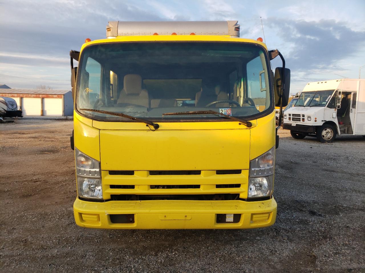 Photo 4 VIN: JALC4J166B7002810 - ISUZU NPR 