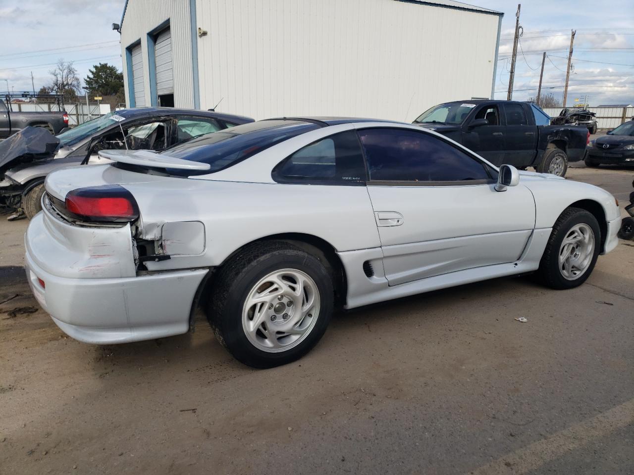 Photo 2 VIN: JB3BM64J3PY017245 - DODGE STEALTH 