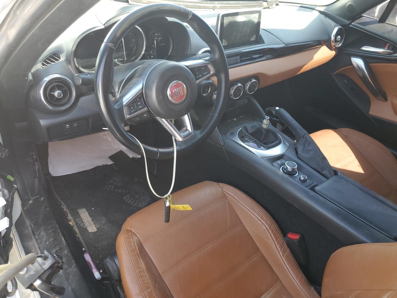 Photo 7 VIN: JC1NFAEK0H0104145 - FIAT 124 SPIDER 