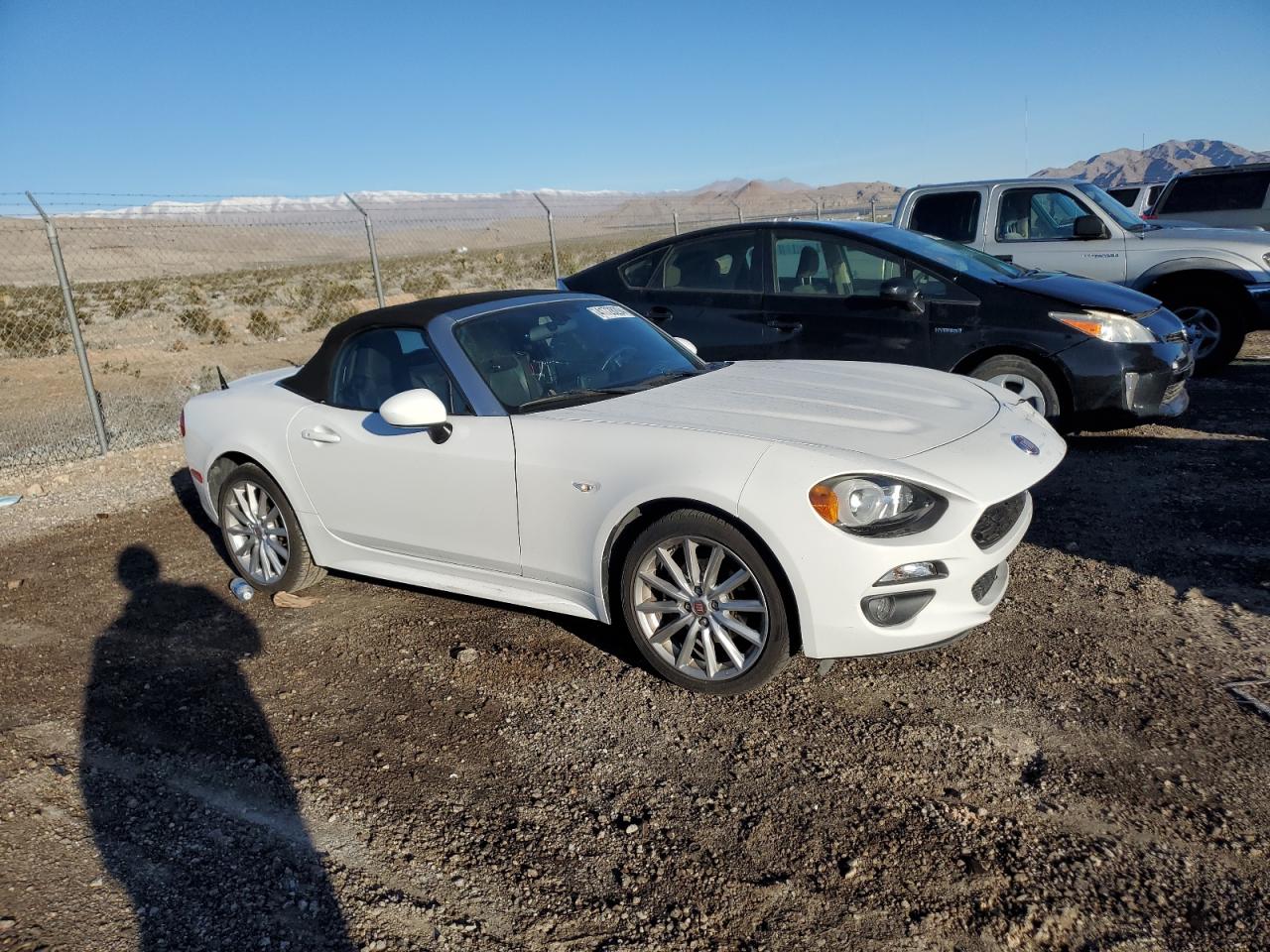 Photo 3 VIN: JC1NFAEK0H0104257 - FIAT 124 SPIDER 