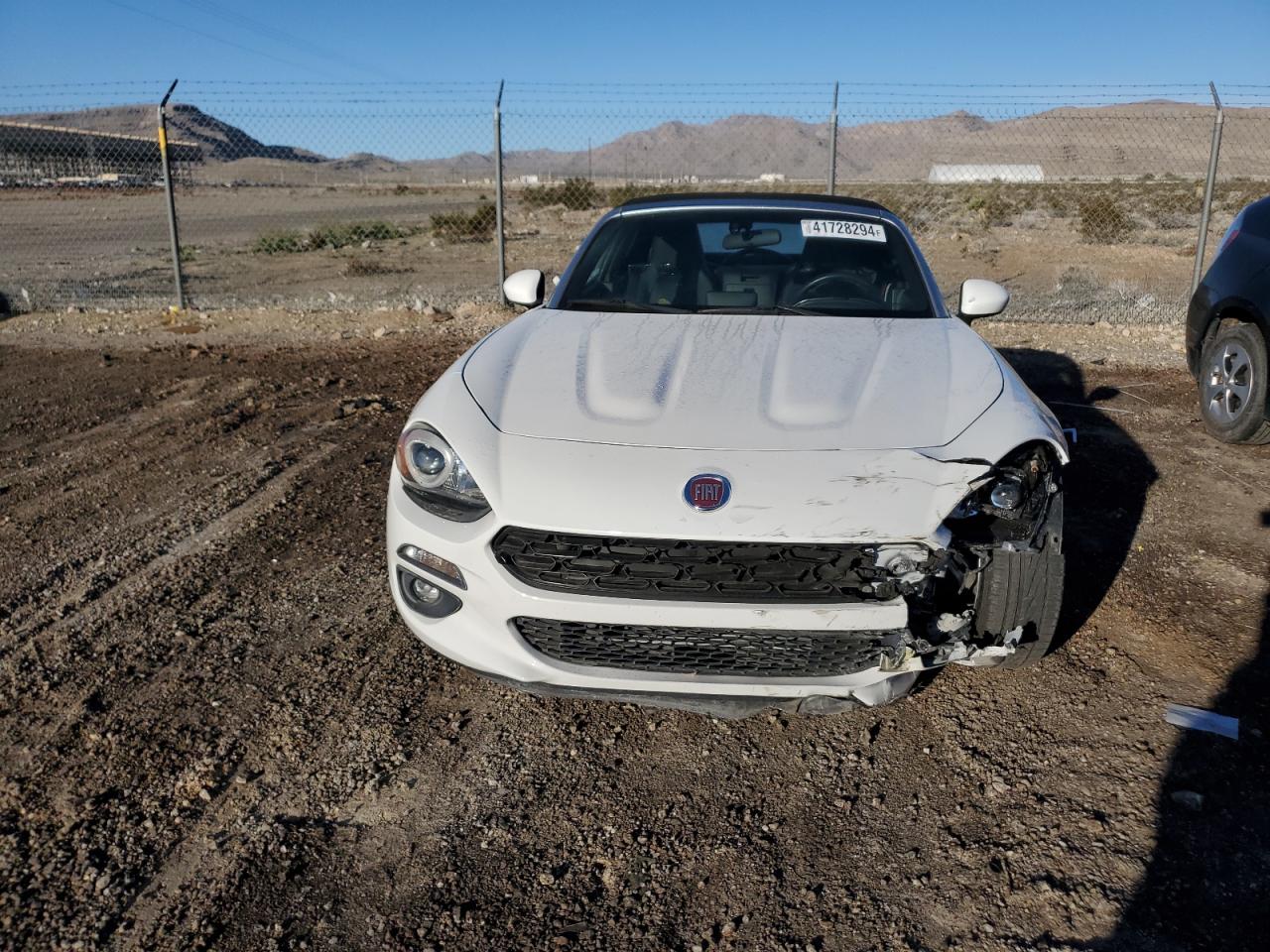 Photo 4 VIN: JC1NFAEK0H0104257 - FIAT 124 SPIDER 