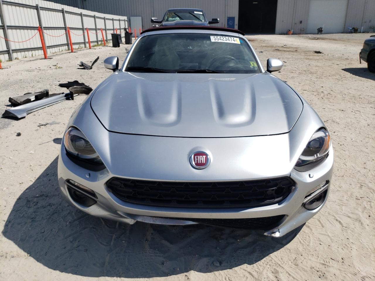 Photo 4 VIN: JC1NFAEK0J0138849 - FIAT 124 SPIDER 