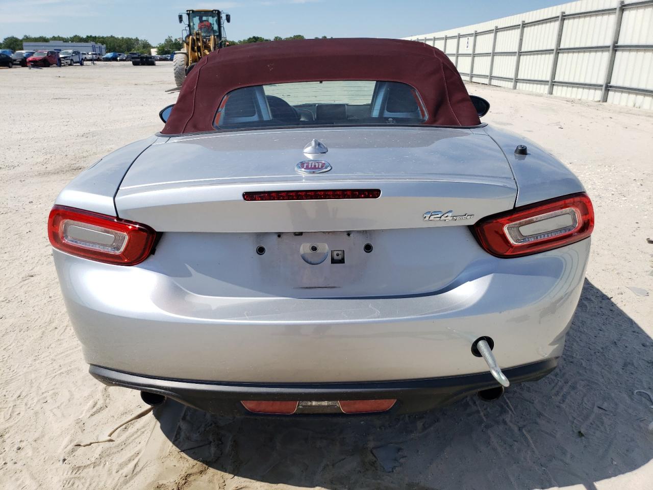 Photo 5 VIN: JC1NFAEK0J0138849 - FIAT 124 SPIDER 