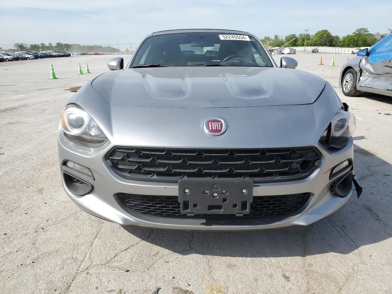 Photo 4 VIN: JC1NFAEK1H0120709 - FIAT 124 SPIDER 