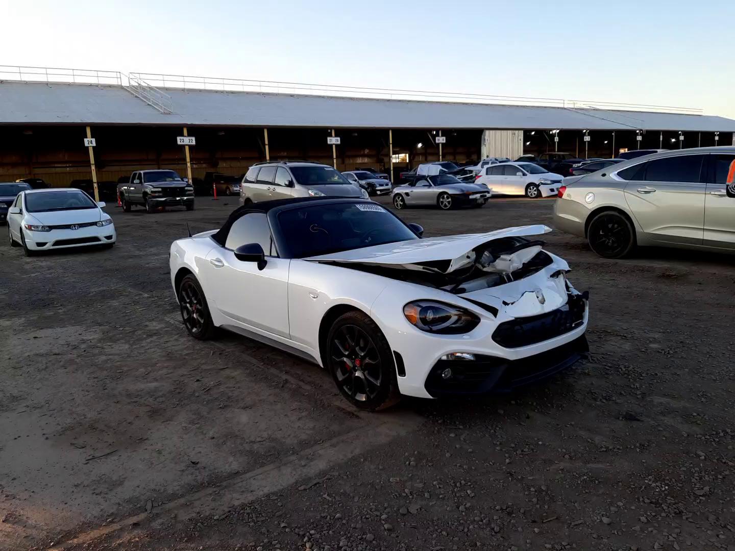 Photo 10 VIN: JC1NFAEK1J0136611 - FIAT 124 SPIDER 