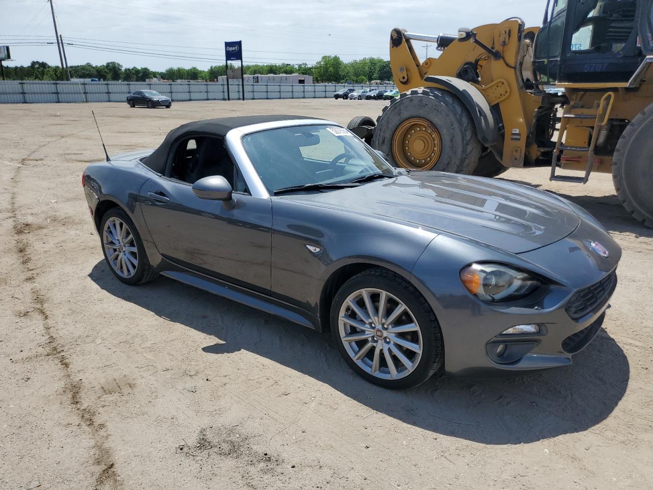 Photo 3 VIN: JC1NFAEK2H0107385 - FIAT 124 SPIDER 