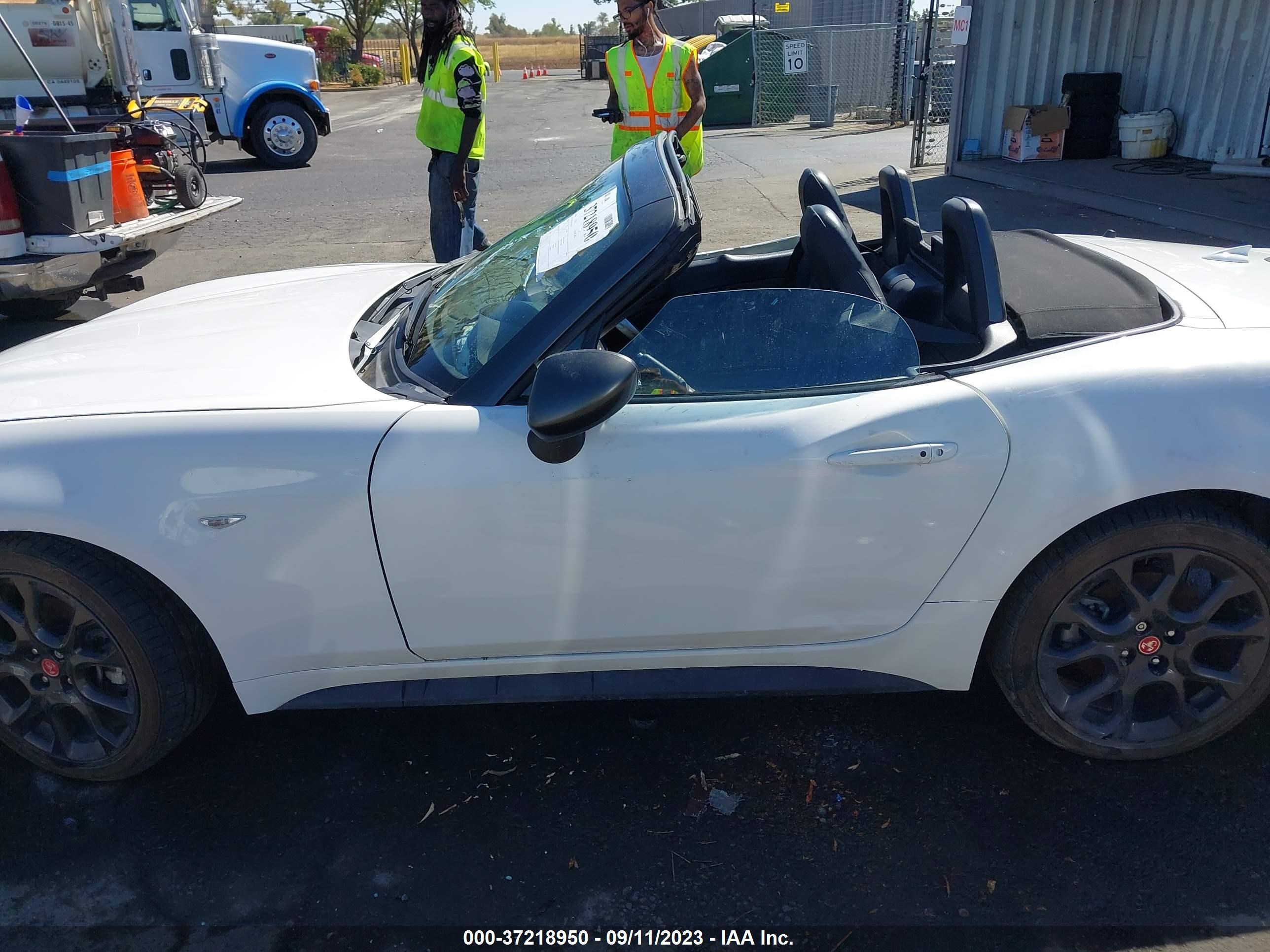 Photo 13 VIN: JC1NFAEK2L0145076 - FIAT 124 SPIDER 