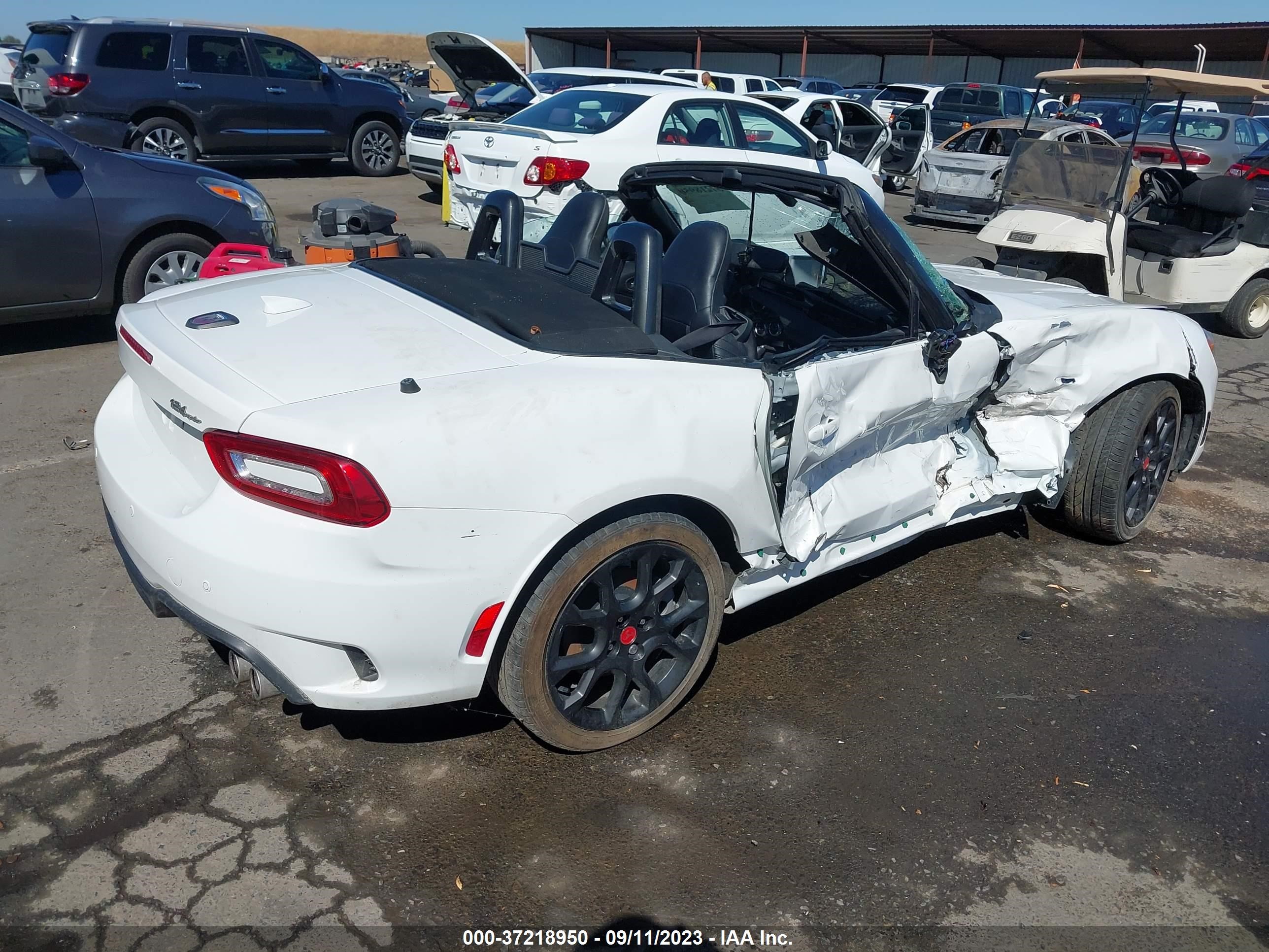 Photo 3 VIN: JC1NFAEK2L0145076 - FIAT 124 SPIDER 