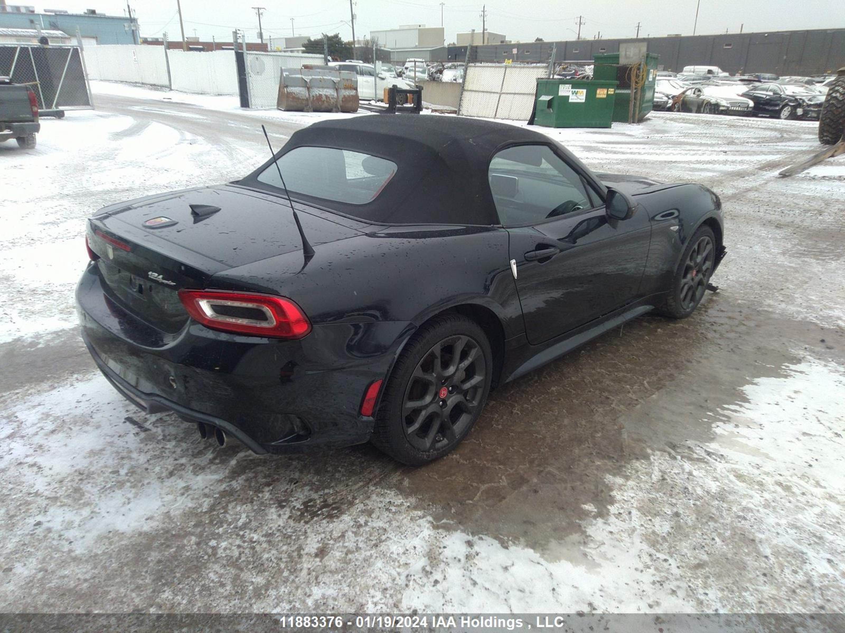 Photo 3 VIN: JC1NFAEK4H0113110 - FIAT 124 SPIDER 