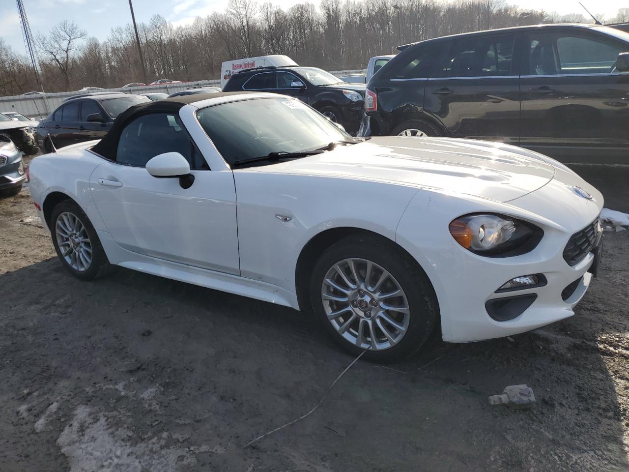 Photo 3 VIN: JC1NFAEK5H0128831 - FIAT 124 SPIDER 