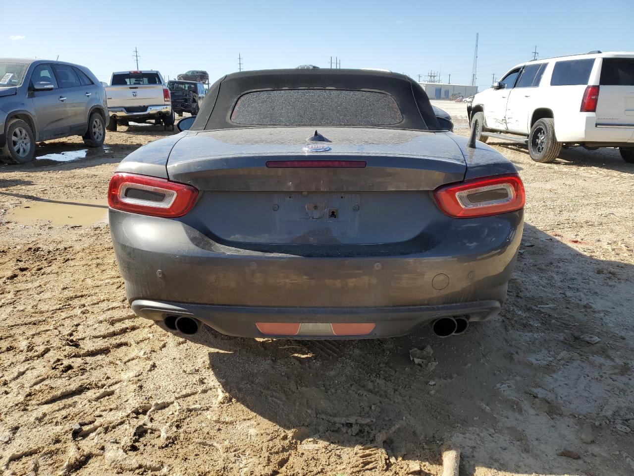 Photo 5 VIN: JC1NFAEK7H0102909 - FIAT 124 SPIDER 