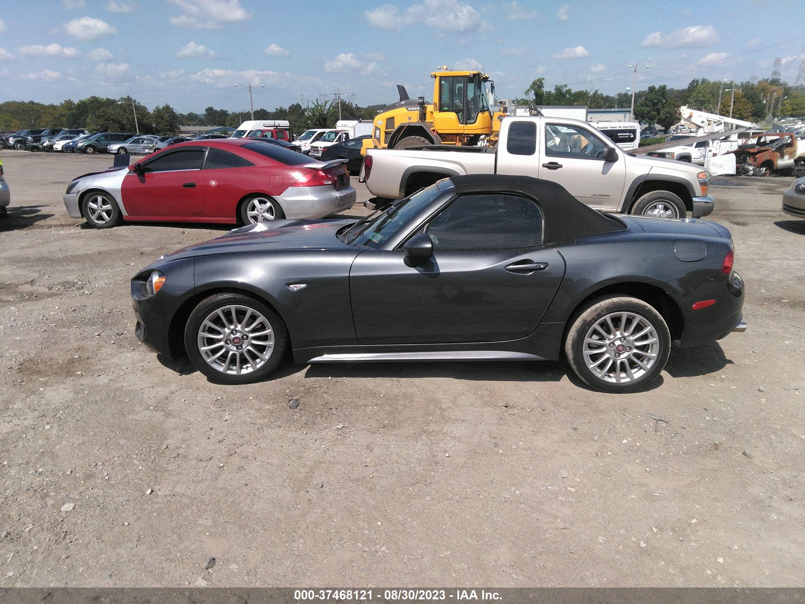 Photo 14 VIN: JC1NFAEK9H0102314 - FIAT 124 SPIDER 