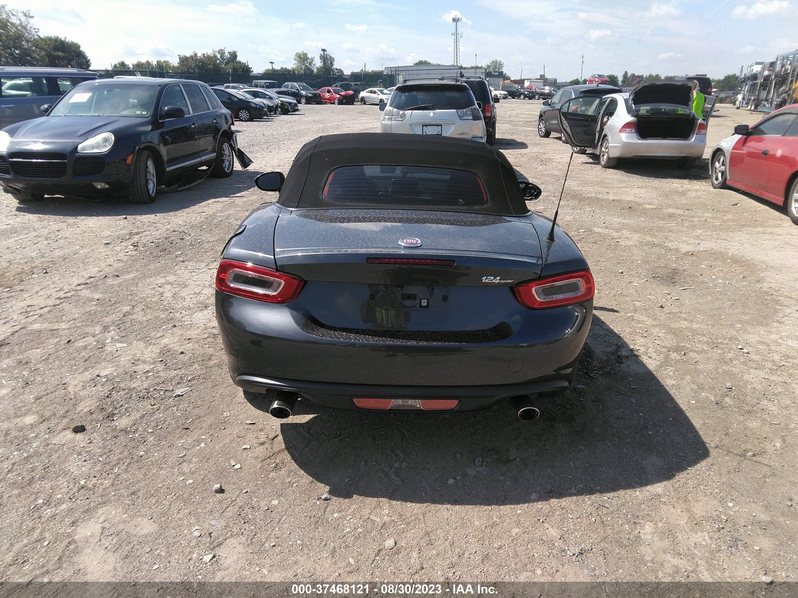 Photo 16 VIN: JC1NFAEK9H0102314 - FIAT 124 SPIDER 