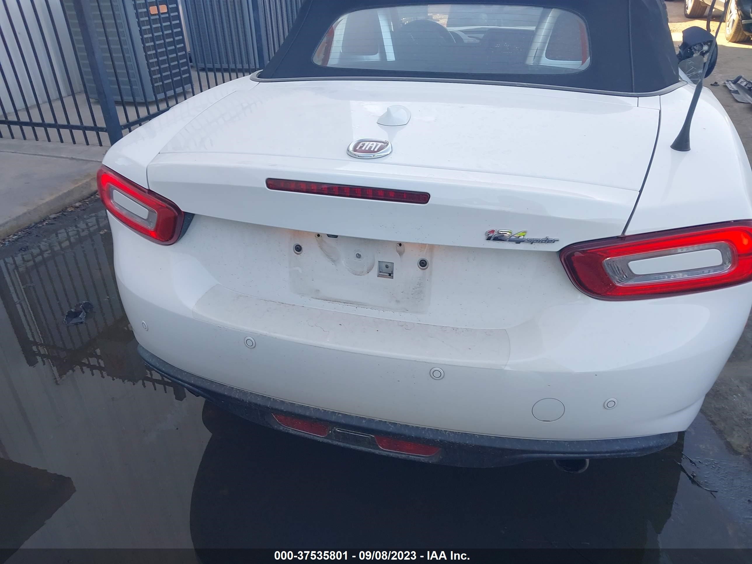 Photo 16 VIN: JC1NFAEK9L0144328 - FIAT 124 SPIDER 