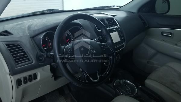 Photo 9 VIN: JE4LP21U3HZ704339 - MITSUBISHI ASX 