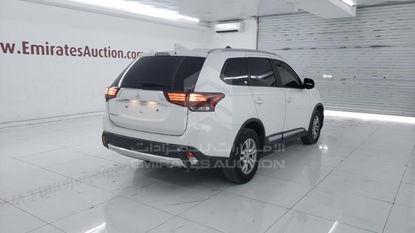 Photo 8 VIN: JE4LZ21W4HZ702286 - MITSUBISHI OUTLANDER 