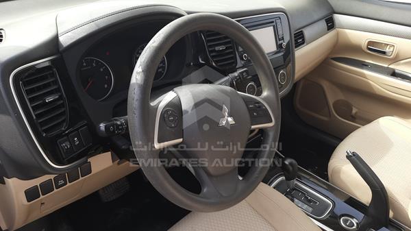 Photo 13 VIN: JE4LZ21W7HJ703141 - MITSUBISHI OUTLANDER 