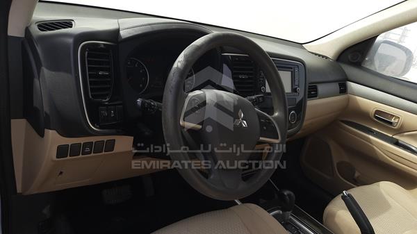 Photo 15 VIN: JE4LZ21W7HJ703141 - MITSUBISHI OUTLANDER 