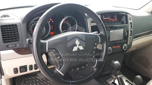 Photo 15 VIN: JE4MR62N1HJ718882 - MITSUBISHI PAJERO 