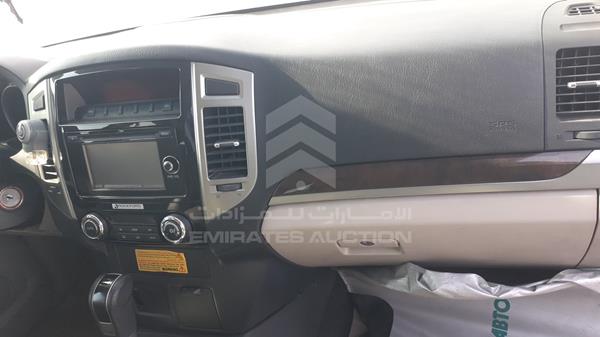 Photo 24 VIN: JE4MR62N3HJ702019 - MITSUBISHI PAJERO 