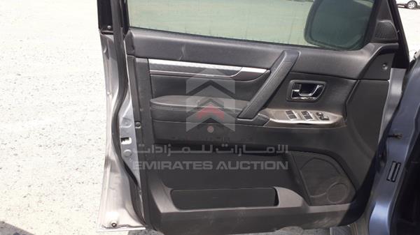 Photo 8 VIN: JE4MR62N9HJ720069 - MITSUBISHI PAJERO 