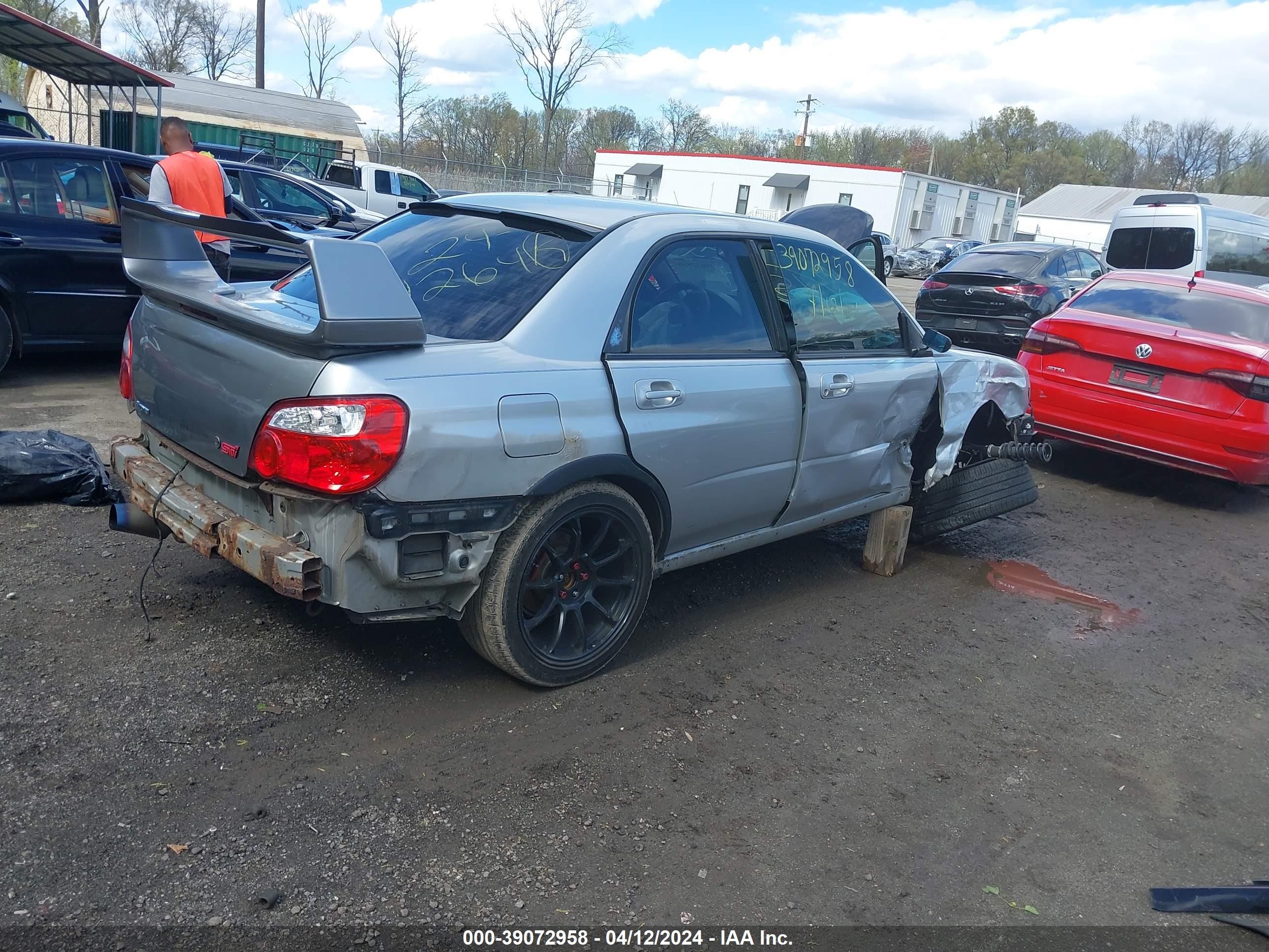 Photo 3 VIN: JF1GD29672G507077 - SUBARU IMPREZA 