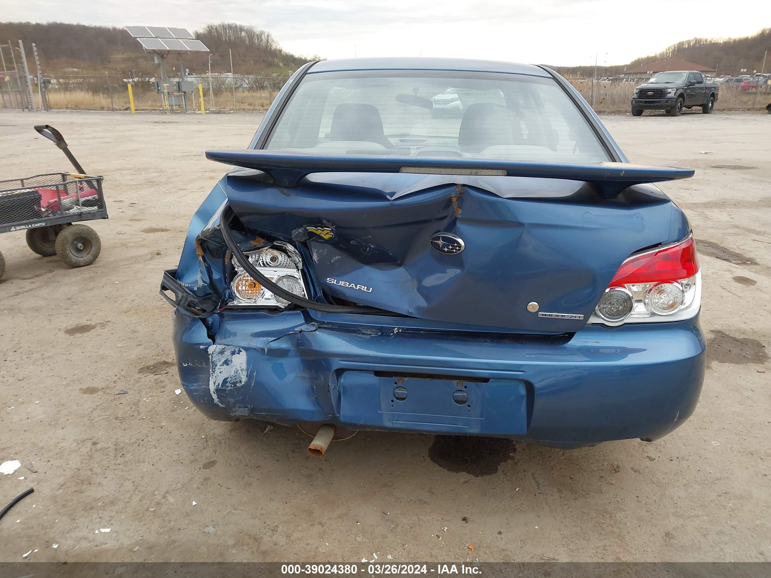 Photo 5 VIN: JF1GD61637H506884 - SUBARU IMPREZA 