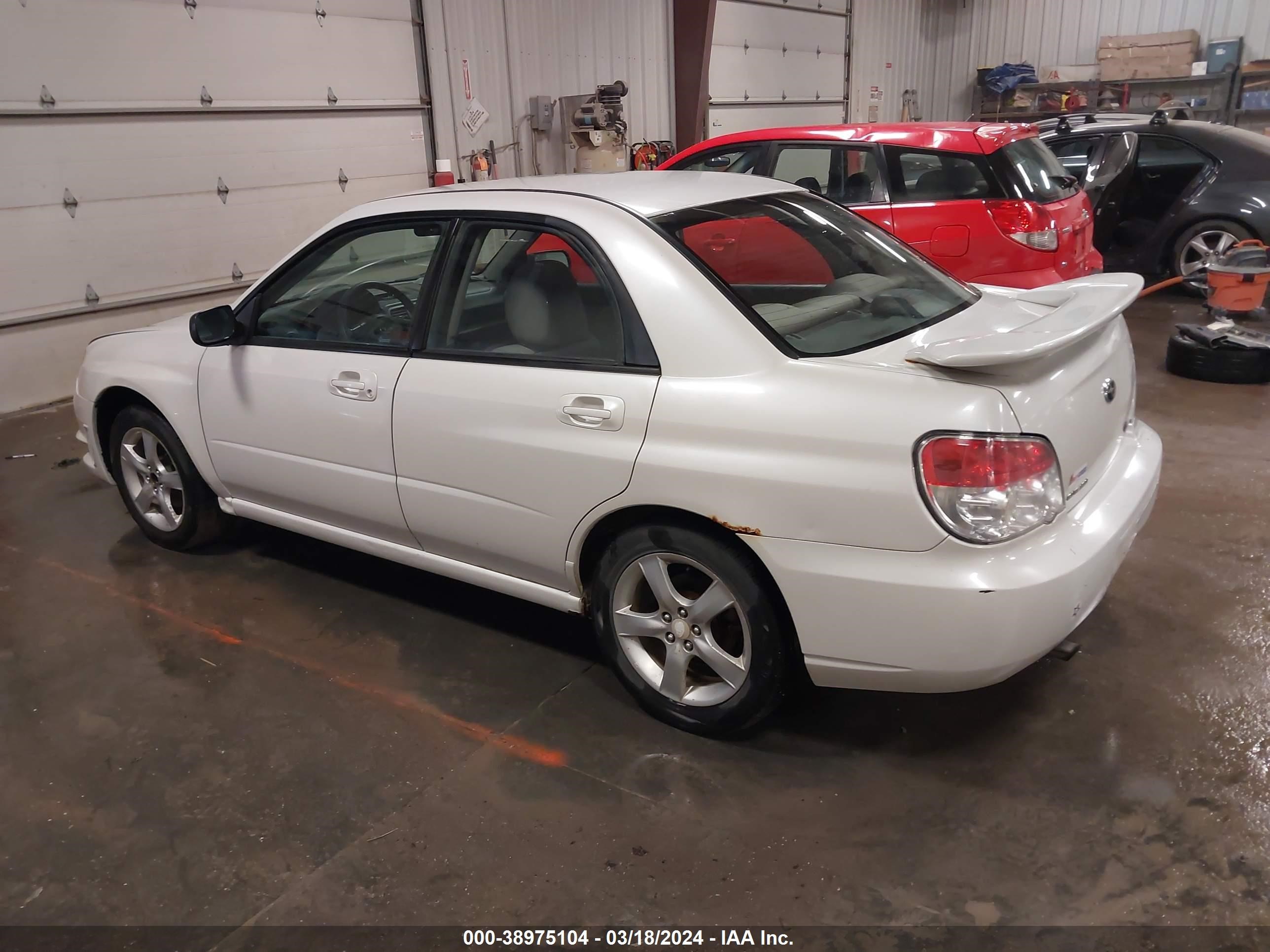 Photo 2 VIN: JF1GD61677H507813 - SUBARU IMPREZA 